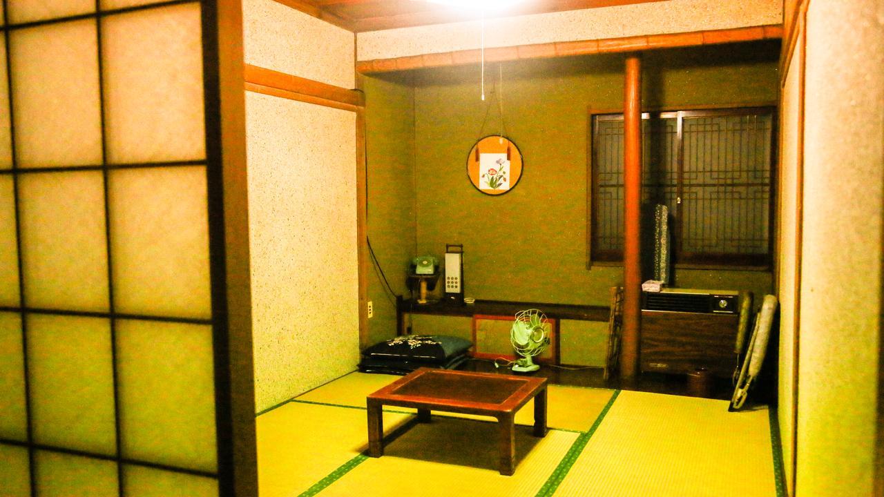 Matsubaya Guesthouse Омачи Екстериор снимка